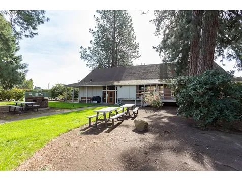 5212 SW Barclay Court Beaverton OR 97005