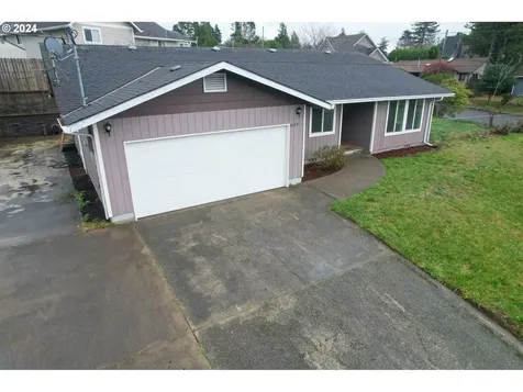 2659 Ash Street North Bend OR 97459
