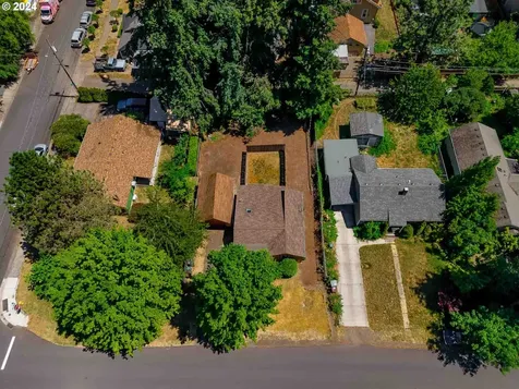162 NW Dennis Avenue Hillsboro OR 97124