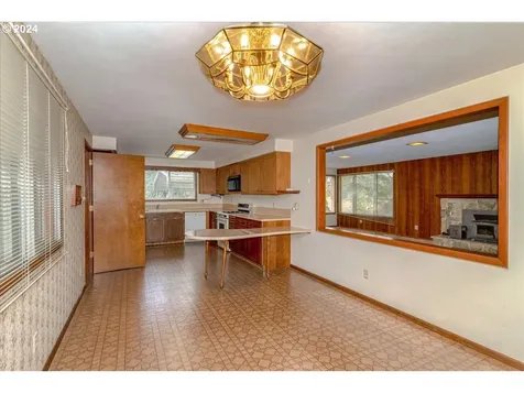 2560 Independence Highway Independence OR 97351