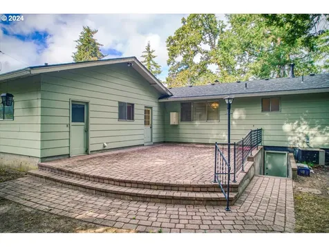 2560 Independence Highway Independence OR 97351