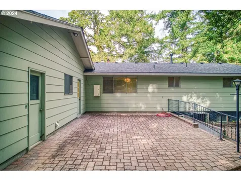 2560 Independence Highway Independence OR 97351