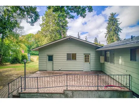 2560 Independence Highway Independence OR 97351