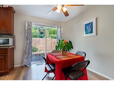 633 NE 160th Avenue Portland OR 97230