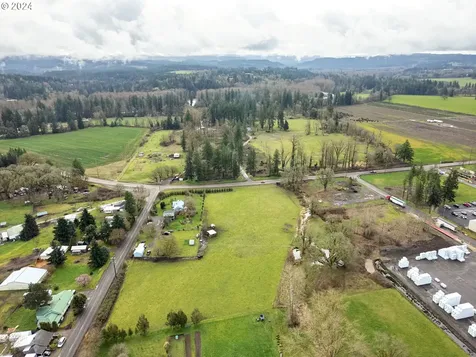 15740 S Macksburg Road Molalla OR 97038