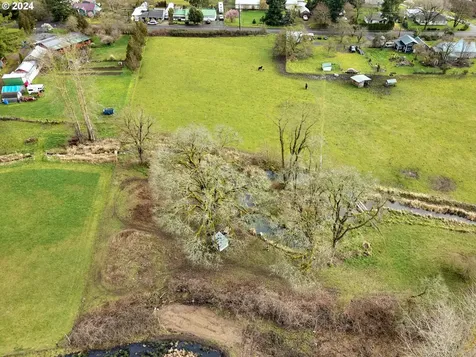 15740 S Macksburg Road Molalla OR 97038