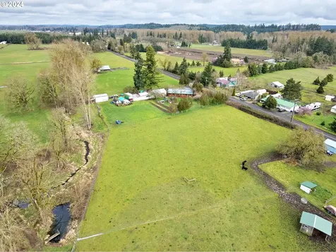 15740 S Macksburg Road Molalla OR 97038