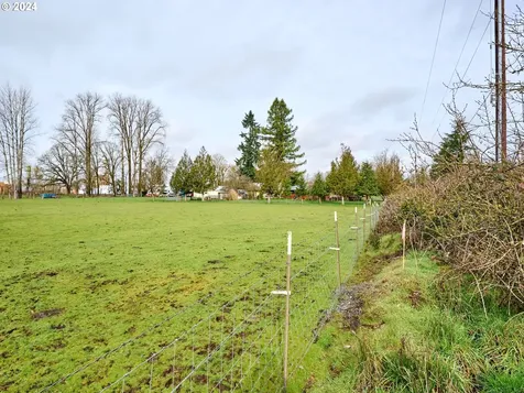 15740 S Macksburg Road Molalla OR 97038