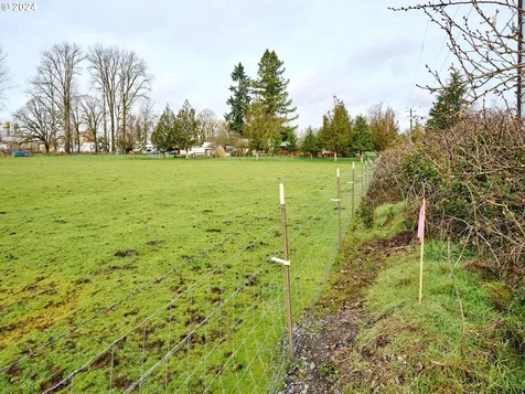 15740 S Macksburg Road Molalla OR 97038