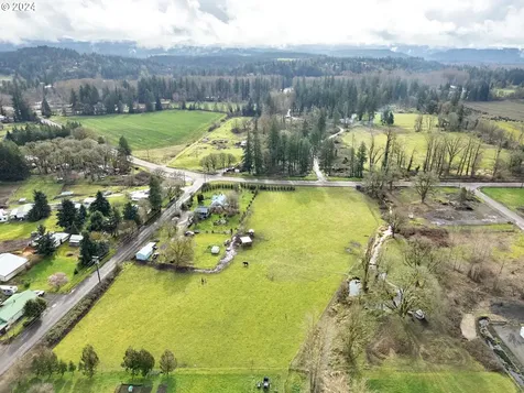 15740 S Macksburg Road Molalla OR 97038