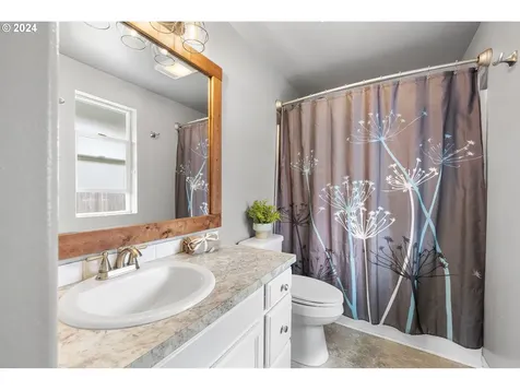 5209 Ne 72nd Circle Vancouver WA 98661