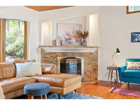 5002 SW Julia Court Portland OR 97221