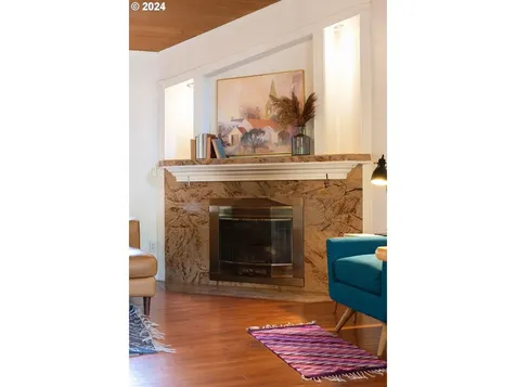 5002 SW Julia Court Portland OR 97221