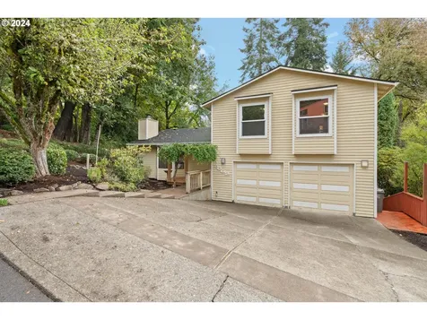 5002 SW Julia Court Portland OR 97221