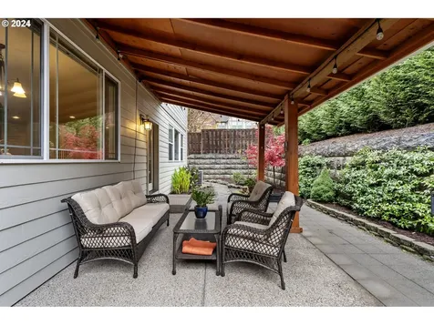 20310 SW Octavia Lane Beaverton OR 97007