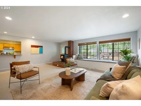 1175 SW Florida Street Portland OR 97219