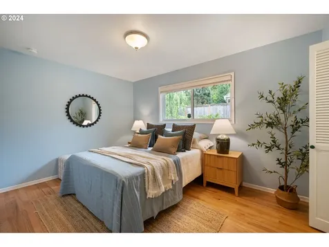1175 SW Florida Street Portland OR 97219