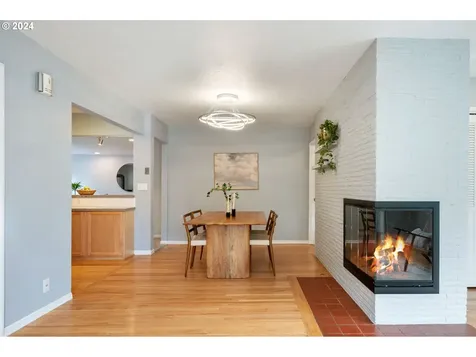 1175 SW Florida Street Portland OR 97219