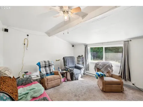 1931 SE Noble Lane Mcminnville OR 97128