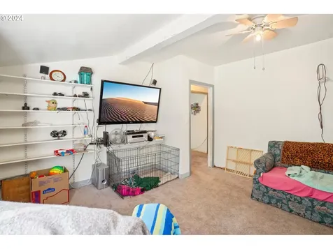 1931 SE Noble Lane Mcminnville OR 97128