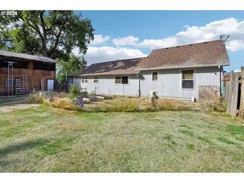 1931 SE Noble Lane Mcminnville OR 97128