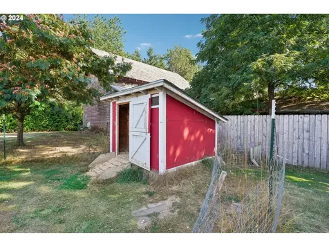 1931 SE Noble Lane Mcminnville OR 97128