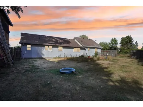 1931 SE Noble Lane Mcminnville OR 97128