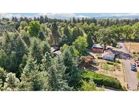 1931 SE Noble Lane Mcminnville OR 97128