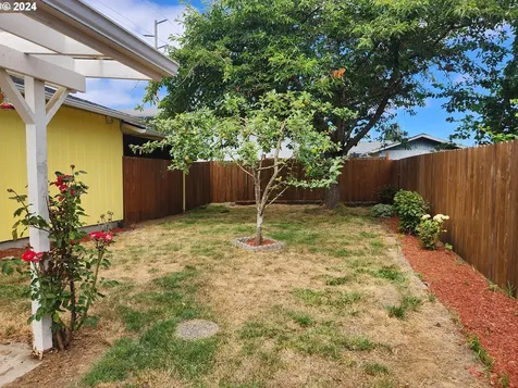 202 Ventura Drive Kelso WA 98626