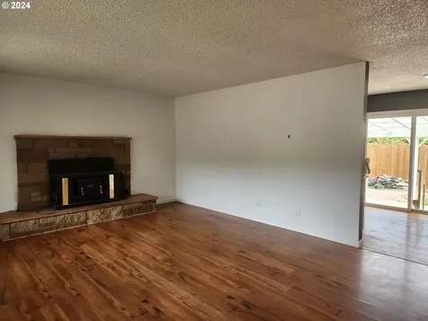 202 Ventura Drive Kelso WA 98626
