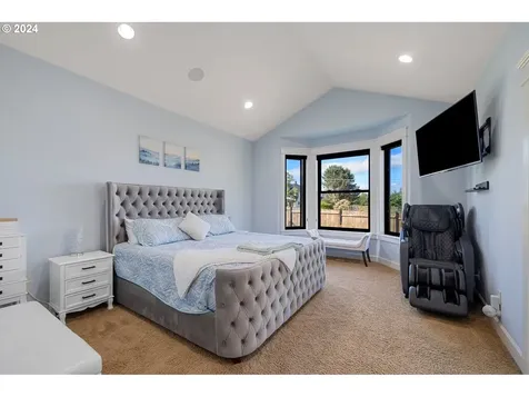 1277 S 7th Circle Ridgefield WA 98642