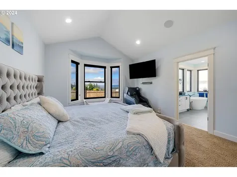 1277 S 7th Circle Ridgefield WA 98642