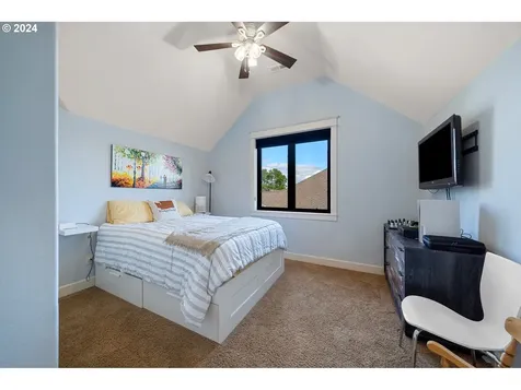 1277 S 7th Circle Ridgefield WA 98642