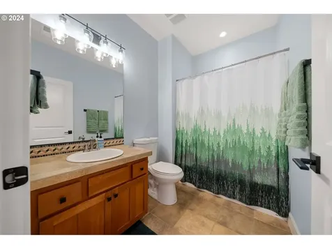 1277 S 7th Circle Ridgefield WA 98642