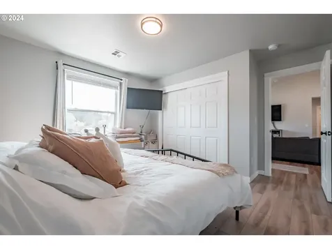 1224 49th Avenue Sweet Home OR 97386