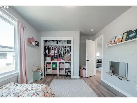 1224 49th Avenue Sweet Home OR 97386