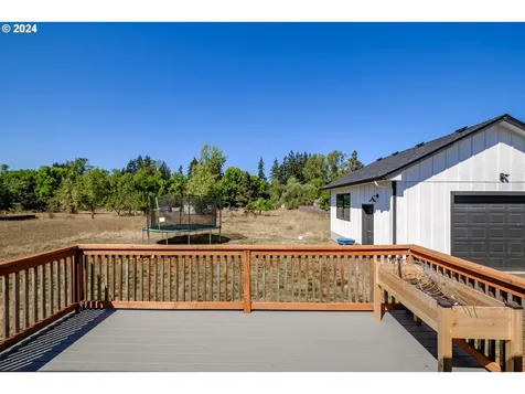 1224 49th Avenue Sweet Home OR 97386
