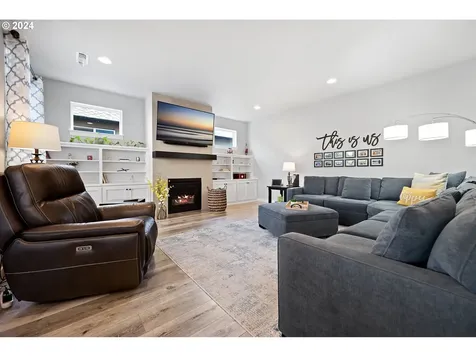 11235 NE 135th Avenue Vancouver WA 98682