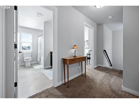 11235 NE 135th Avenue Vancouver WA 98682