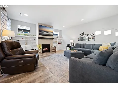 11235 NE 135th Avenue Vancouver WA 98682