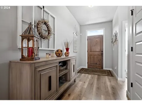 11235 NE 135th Avenue Vancouver WA 98682