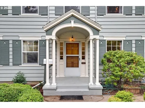 35 SE 60th Avenue Portland OR 97215