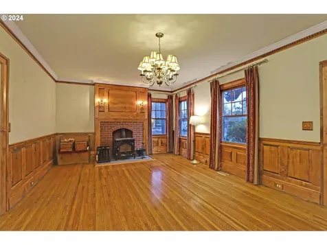 35 SE 60th Avenue Portland OR 97215