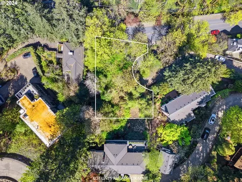 2515 SW Hillcrest Drive Portland OR 97201