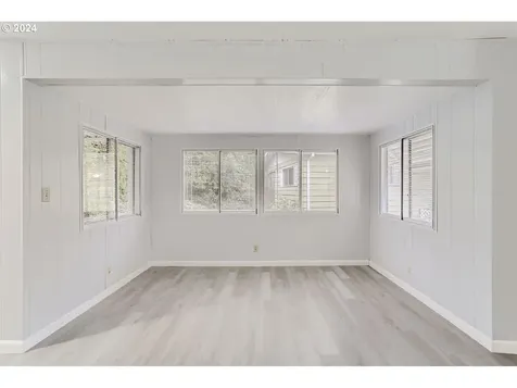 507 N 19th Avenue Cornelius OR 97113
