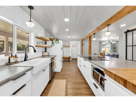 34406 NE 243rd Avenue Yacolt WA 98675