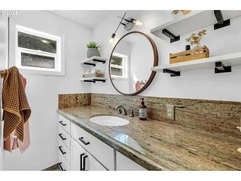 34406 NE 243rd Avenue Yacolt WA 98675