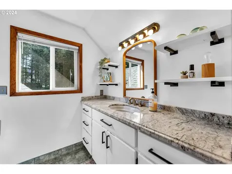 34406 NE 243rd Avenue Yacolt WA 98675