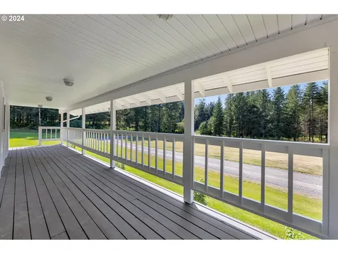 34406 NE 243rd Avenue Yacolt WA 98675