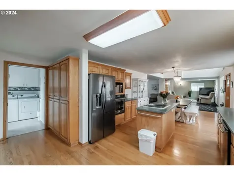 27028 Greenville Road Sweet Home OR 97386